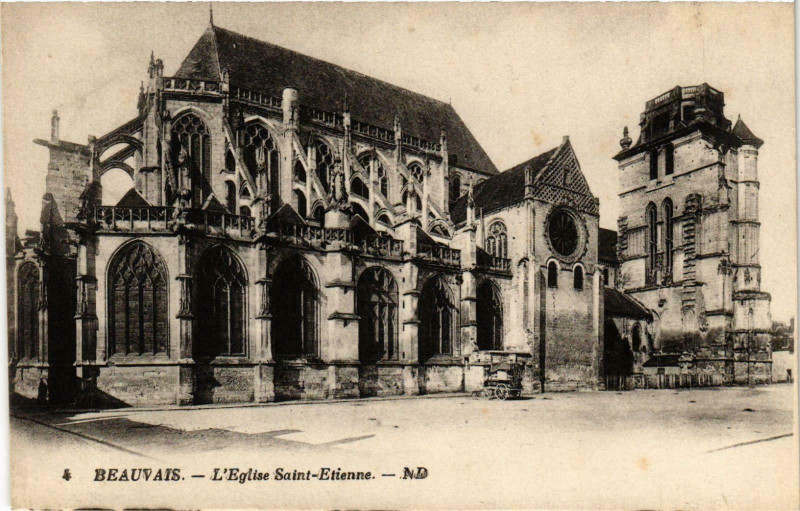 Carte postale ancienne Beauvais- Eglise Saint Etienne France à Beauvais