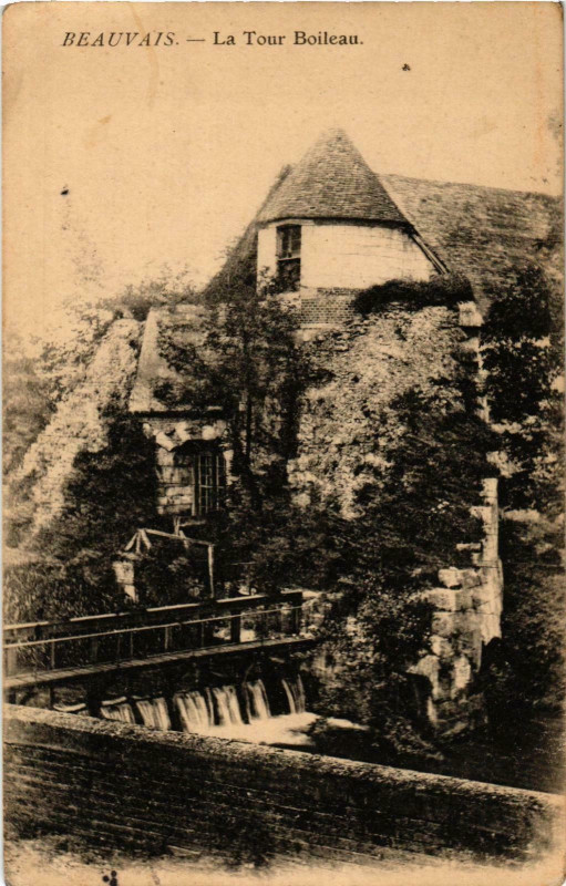 Carte postale ancienne Beauvais- La Tour Boileau France à Beauvais