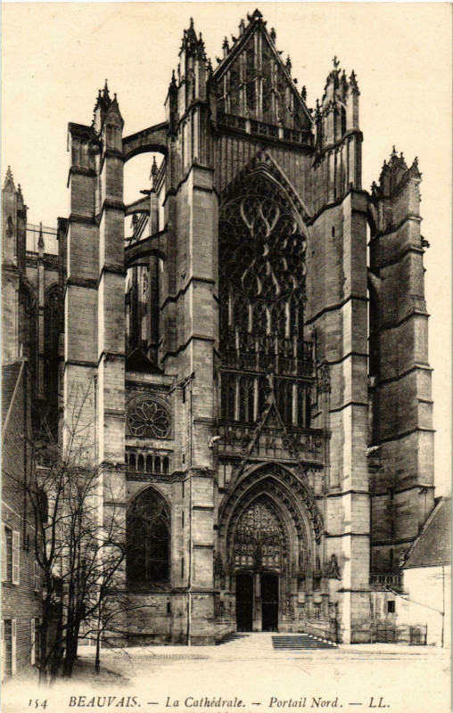 Carte postale ancienne Beauvais- Cathedrale , Portail Nord France à Beauvais