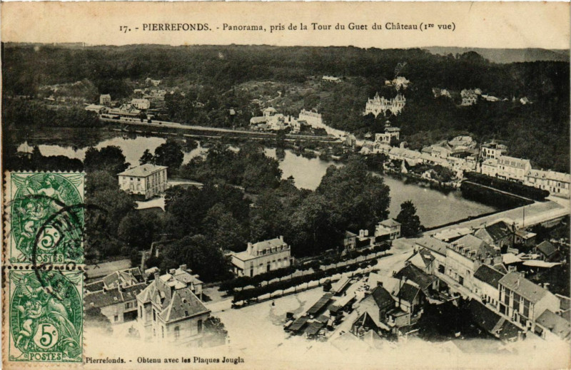 Carte postale ancienne Pierrefonds Panorama pris de la Tour du Guet à Pierrefonds