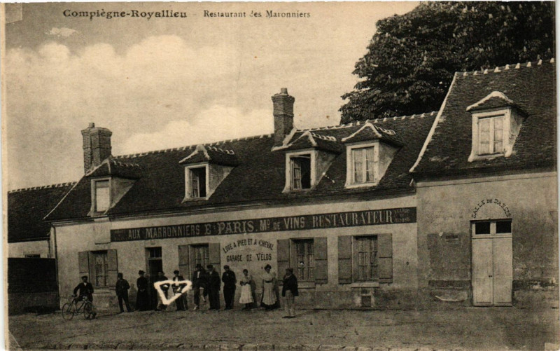 Carte postale ancienne Compiegne ROYallieu-Restaurant des Maronniers à Compiègne