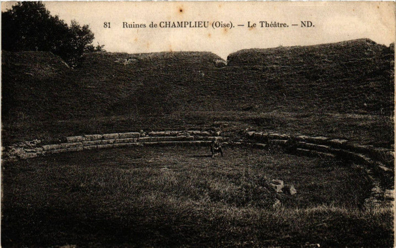 Carte postale ancienne Ruines de Champlieu-Le Theatre