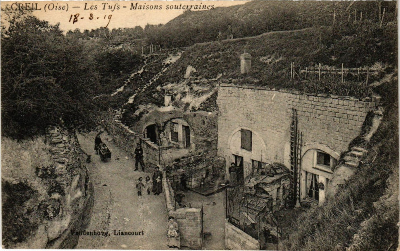 Carte postale ancienne Creil Les Tufs – Maisons souterraines France à Creil