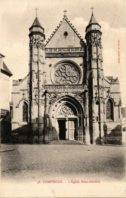 Carte postale ancienne Compiegne-L'Eglise Saint-Antoine à Compiègne