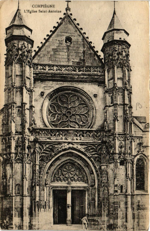 Carte postale ancienne Compiegne-L'Eglise Saint-Antoine à Compiègne