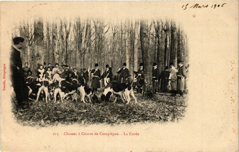 Carte postale ancienne Chasses a Courre de Compiegne La Curée à Compiègne