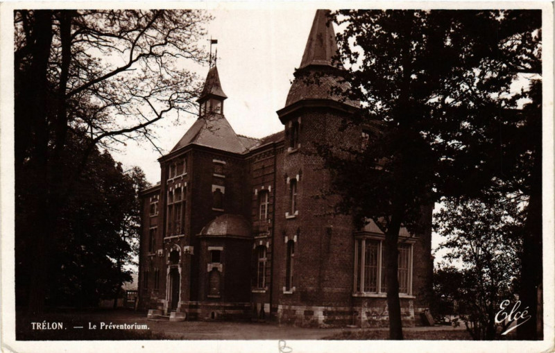 Carte postale ancienne Trelon-Le Preventorium