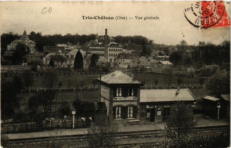 Carte postale ancienne Trie-Chateau Vue générale à Trie-Château