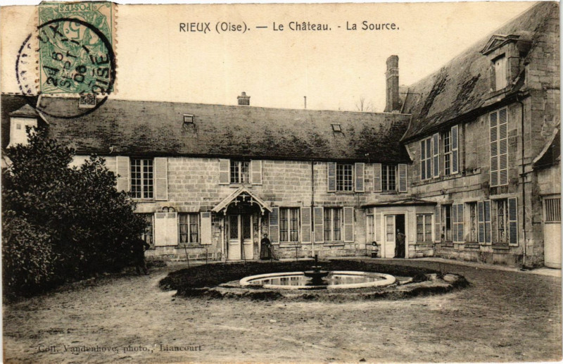 Carte postale ancienne Rieux-Le Chateau La Source à Rieux