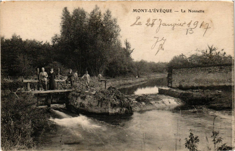 Carte postale ancienne Mont L'Eveque La Nonnette