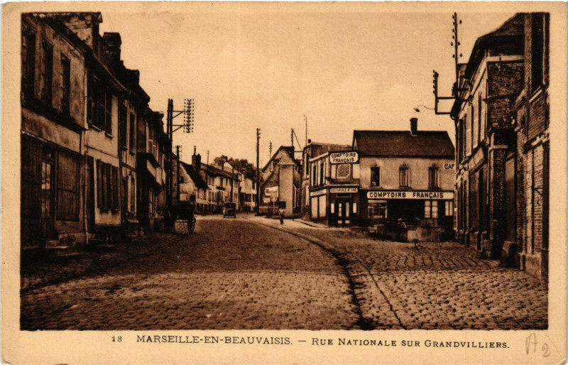 Carte postale ancienne Marseille en Beauvaisis-Rue Nationale sur Grandvilliers à Grandvilliers
