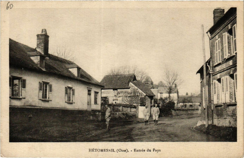 Carte postale ancienne Hetomesnil-Entrée du Pays à Hétomesnil