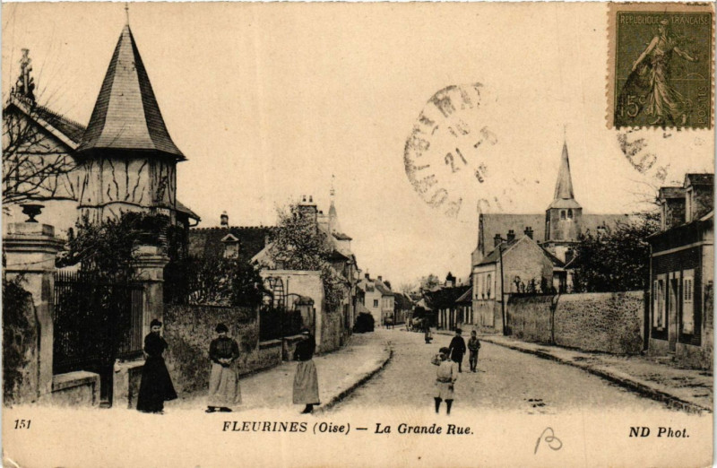 Carte postale ancienne Fleurines-La Grande Rue à Fleurines