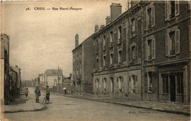 Carte postale ancienne Creil-Rue Henri-Pauquet à Creil