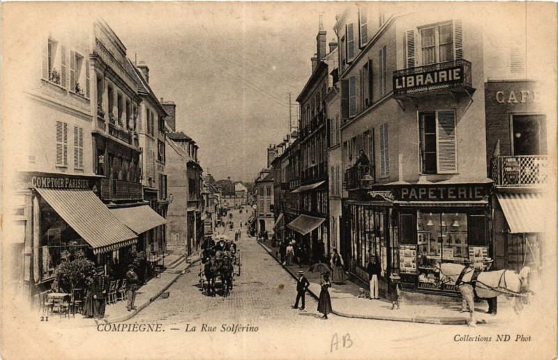 Carte postale ancienne Compiegne-La Rue Solferino à Compiègne