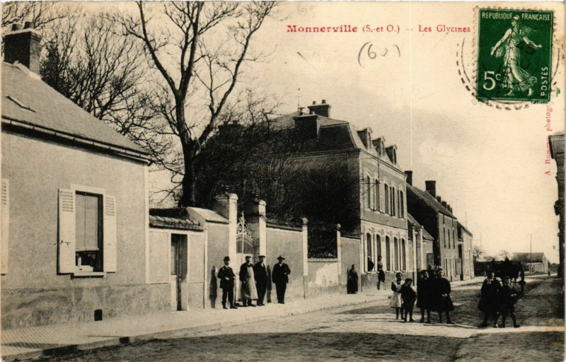 Carte postale ancienne Monnerville - Les Glycines à Ville