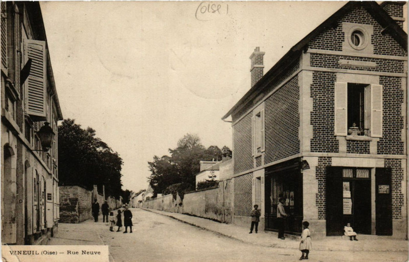 Carte postale ancienne Vineuil - Rue Neuve