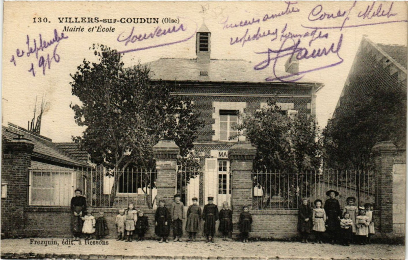 Carte postale ancienne Villers-sur-Coudun Mairie et Ecole à Villers-sur-Coudun