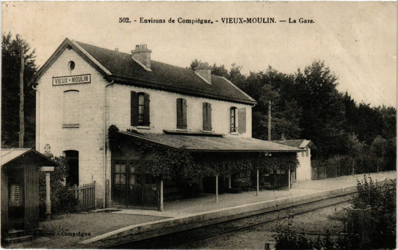 Carte postale ancienne Env. de Compiegne - Vieux-Moulin - La Gare à Compiègne
