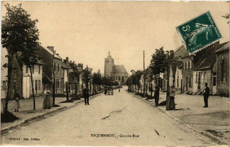 Carte postale ancienne Esquennoy Grande rue à Esquennoy