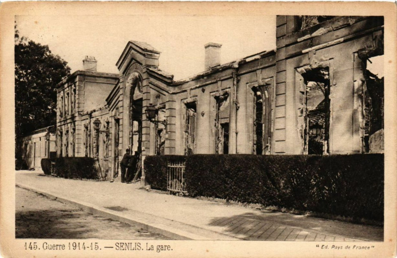 Carte postale ancienne Senlis La Gare à Senlis