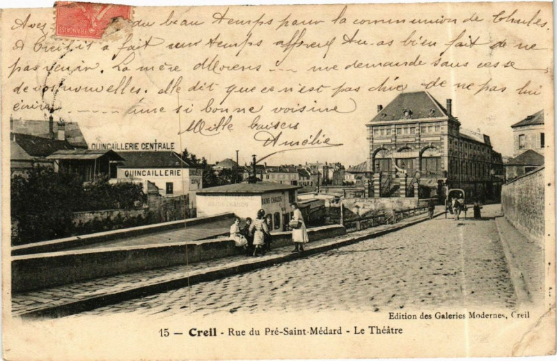 Carte postale ancienne Creil Rue du Pre-Saint-Medard - Le Theatre à Creil