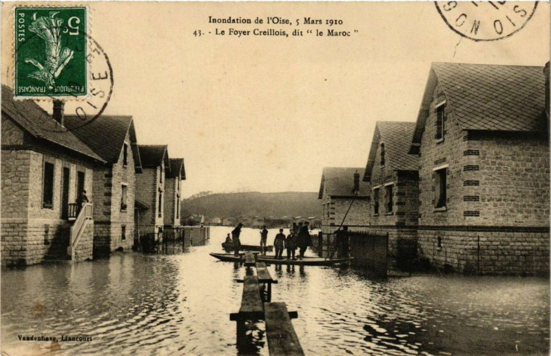 Carte postale ancienne Creil Le Foyer CREILlois dit le Maroc à Creil