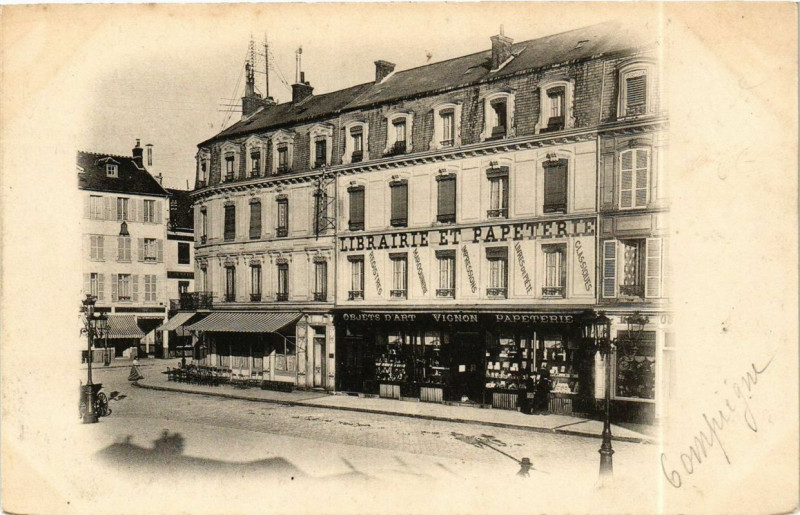 Carte postale ancienne Compiegne Librairie et Papeterie à Compiègne