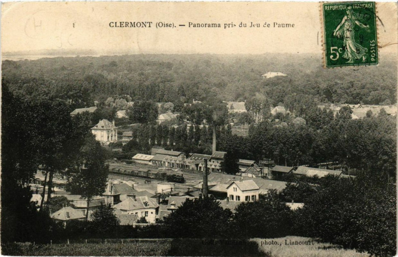 Carte postale ancienne Clermont Panorama pris du Jeu de Paume à Clermont