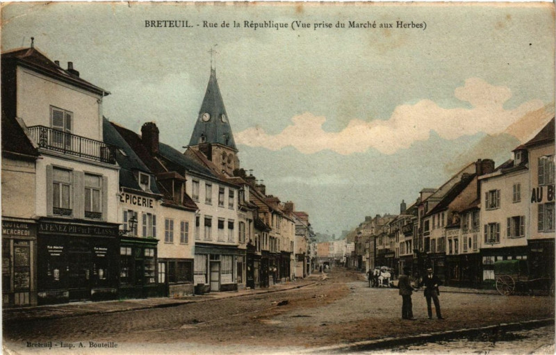 Carte postale ancienne Breteuil Rue de la Republique à Breteuil