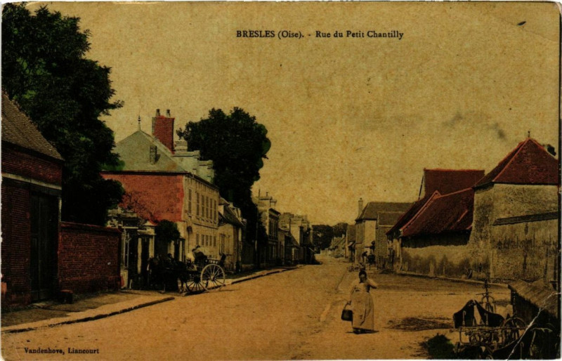 Carte postale ancienne Bresles Rue du Petit Chantilly à Bresles
