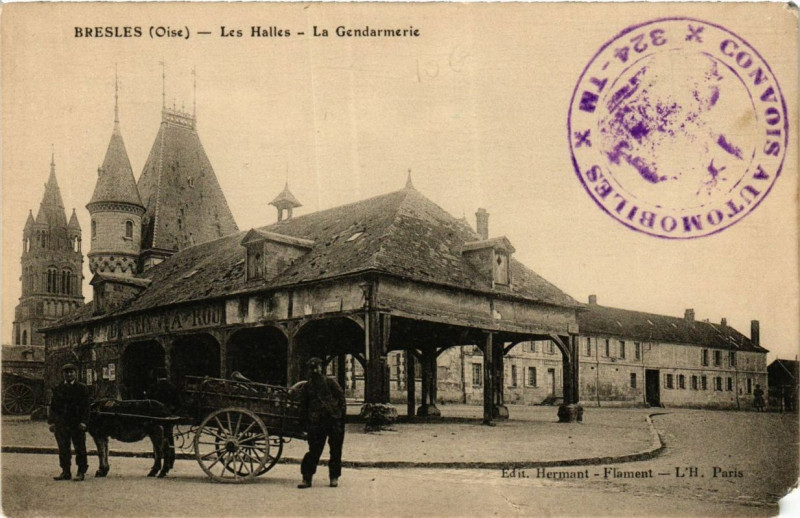 Carte postale ancienne Bresles Les Halles - La Gendarmerie à Bresles