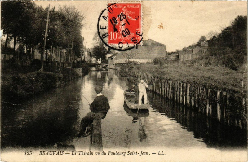 Carte postale ancienne Beauvais Le Therain vu du Faubourg Saint-Jean à Beauvais