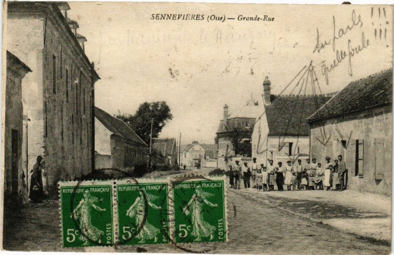 Carte postale ancienne Sennevieres Grande-Rue