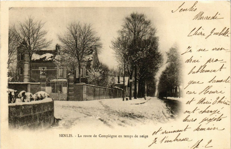 Carte postale ancienne Senlis La route de Compiegne en temps de neige à Senlis