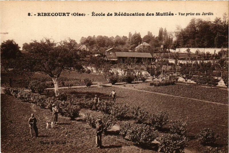 Carte postale ancienne Ribecourt Ecole de Réeducation des Mutiles