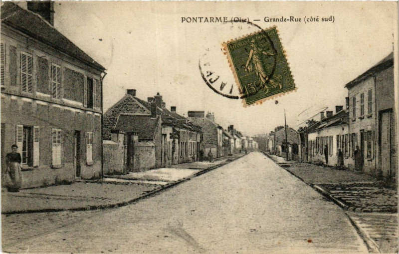 Carte postale ancienne Pontarme Grande-Rue cote sud à Pontarmé