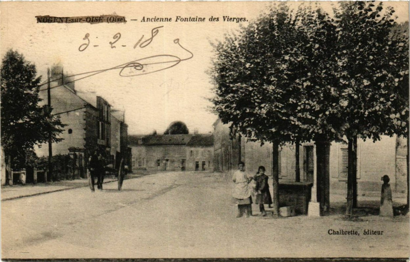 Carte postale ancienne Nogent-sur-Oise Ancienne Fontaine des Vierges à Nogent-sur-Oise