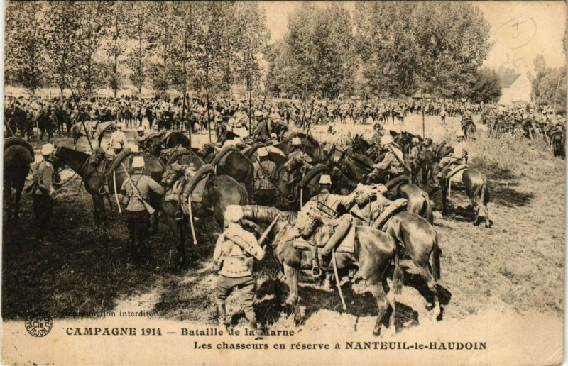 Carte postale ancienne Nanteuil-le-Haudouin Les chasseurs en reserve à Nanteuil-le-Haudouin