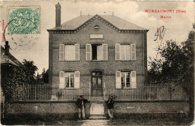 Carte postale ancienne Mureaumont Mairie à Mureaumont