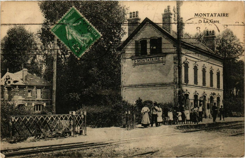 Carte postale ancienne Montataire La Gare à Montataire