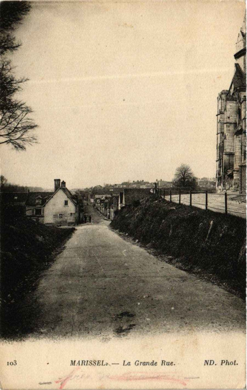 Carte postale ancienne Marissel La Grande Rue