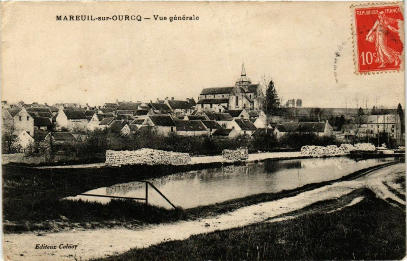 Carte postale ancienne Mareuil-sur-Ourcq Vue générale à Mareuil-sur-Ourcq