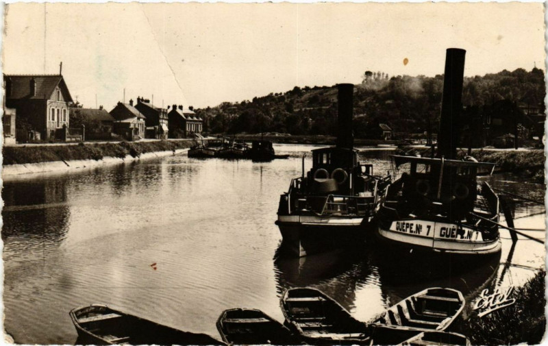 Carte postale ancienne Longueil-Annel En Aval des Ecluses vue sur l'Ile de Janville à Longueil-Annel