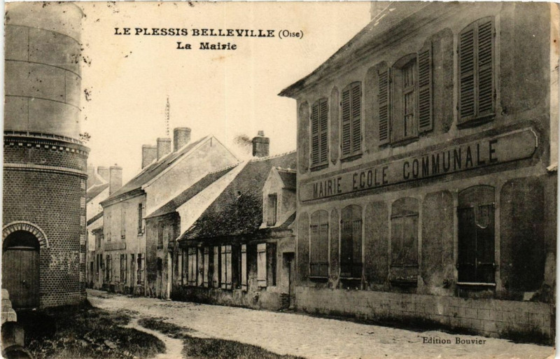 Carte postale ancienne Le Plessis Belleville La Mairie au Plessis-Belleville