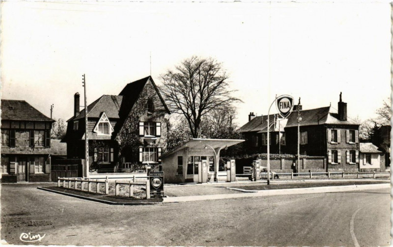 Carte postale ancienne Formerie La mare aux Reines à Formerie
