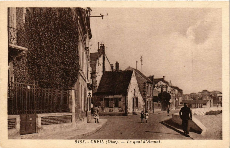 Carte postale ancienne Creil Le quai d'Amont à Creil