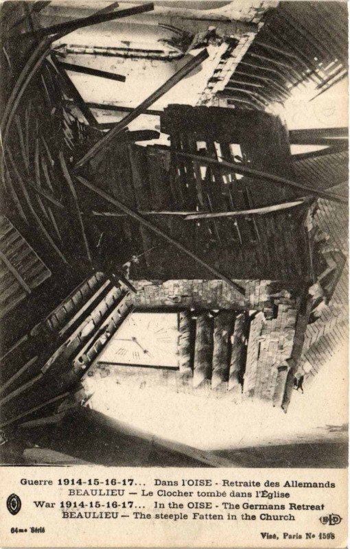 Carte postale ancienne Beaulieu Le Clocher tombe dans l'Eglise