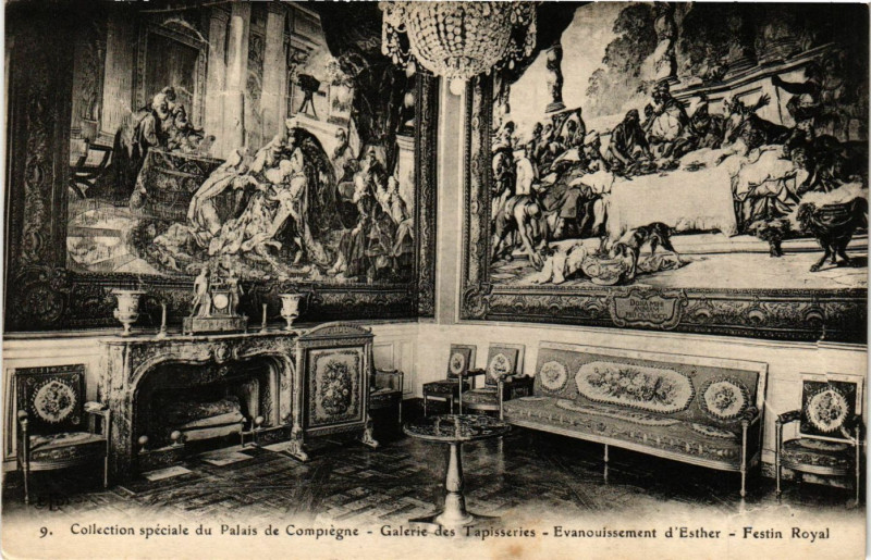 Carte postale ancienne Coll. speciale du Palais de Compiegne-Galerie des Tapisseries