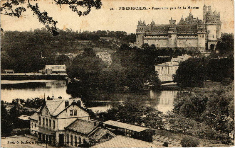 Carte postale ancienne Pierrefonds - Panorama pris de la Muette à Pierrefonds